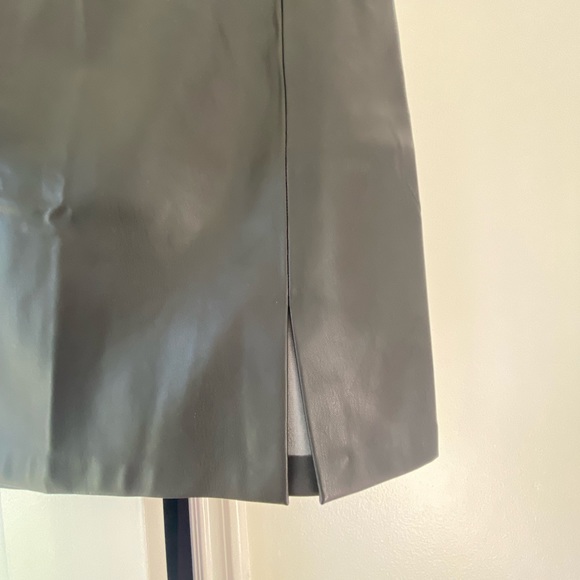 Zara Pleather A line Slit Skirt - Picture 4 of 6